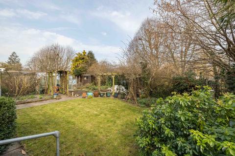 4 bedroom terraced house for sale, Riverside Close, Canterbury, CT4