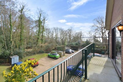 Abbey Hill, Netley Village, SO31