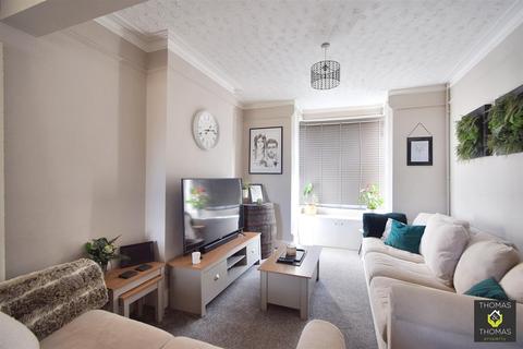 19 Deans Walk, Gloucester, GL1 2PX