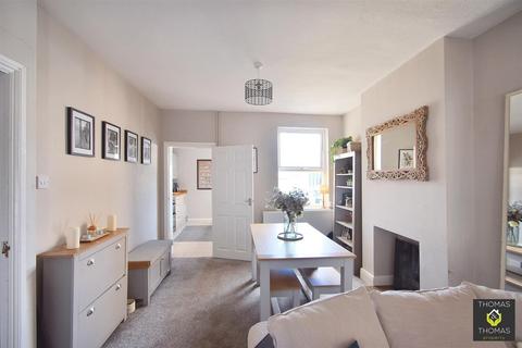 19 Deans Walk, Gloucester, GL1 2PX