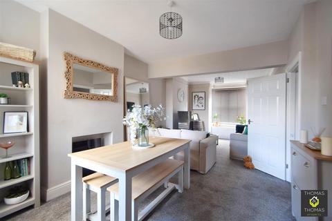 19 Deans Walk, Gloucester, GL1 2PX