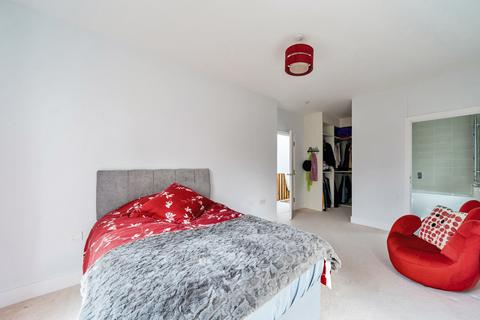 36 Eversley Gardens, Kings Worthy, Winchester, SO23 7GQ