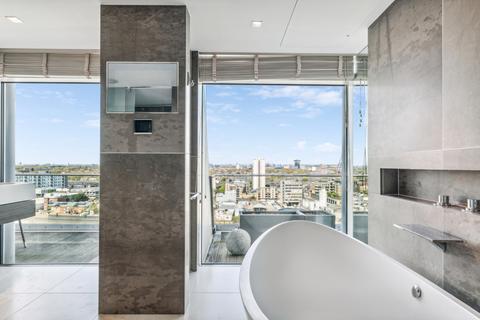3 bedroom flat for sale, Juniper Drive, London SW18