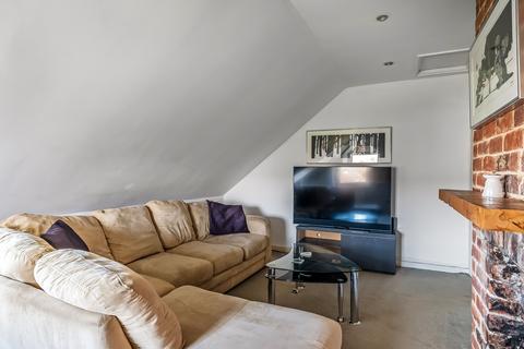 1 bedroom apartment for sale, Hillcrest, West Hill, Oxted, Surrey