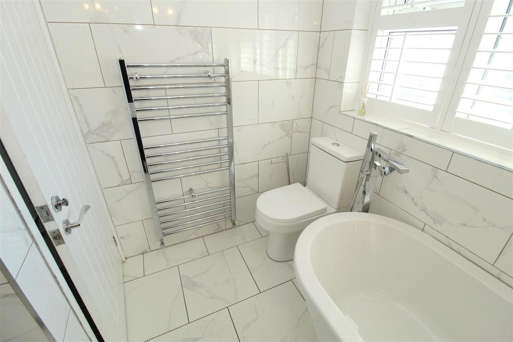Bath3.JPG
