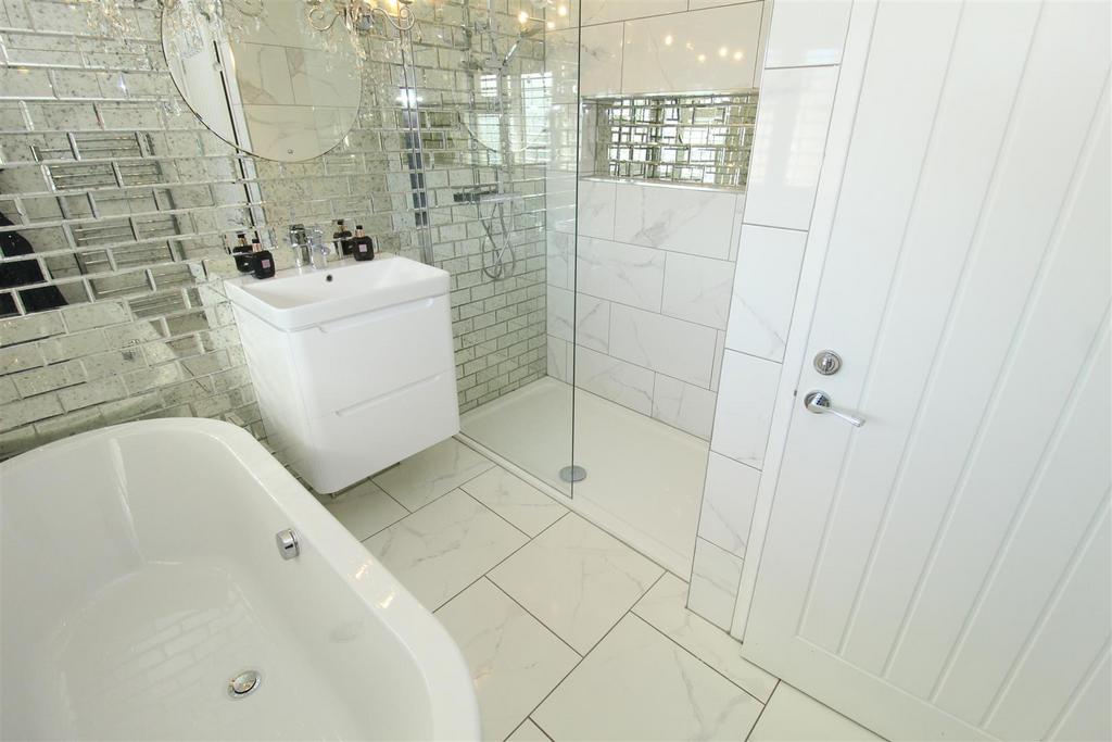 Bath2.JPG