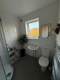 1 bedroom house to rent, Forest Road, Bristol BS16