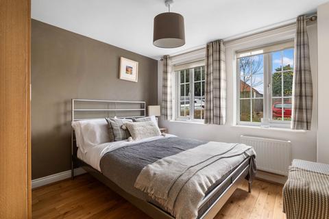14 Flax Close, Alcester, B49 5DQ