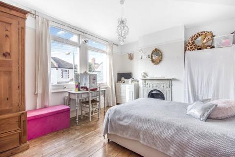 3 bedroom terraced house for sale, Federation Road, London