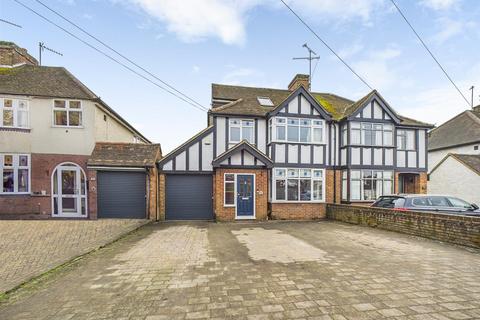 4 bedroom semi-detached house for sale, Tring Road, Aylesbury HP20