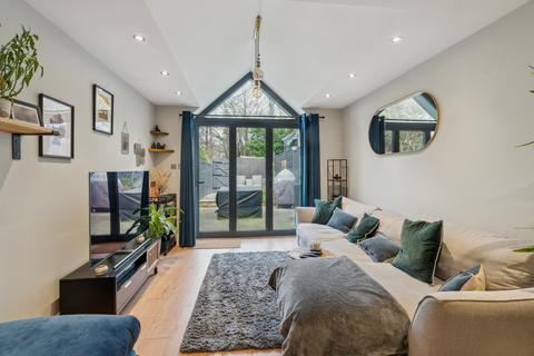 17 Batchworth Hill, Rickmansworth, WD3 1JL