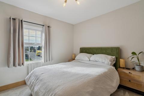 17 Batchworth Hill, Rickmansworth, WD3 1JL