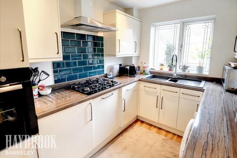 5 Carr Field Close, Darton, Barnsley, S75 5JJ
