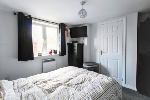 176 Padstow Road, Swindon, SN2 2EQ