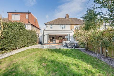 Dawson Road, Kingston Upon Thames, Greater London, KT1