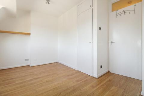 1 bedroom flat to rent, Katemon Court, High Street