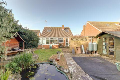 3 bedroom chalet for sale, Ullswater Road, Sompting, BN15