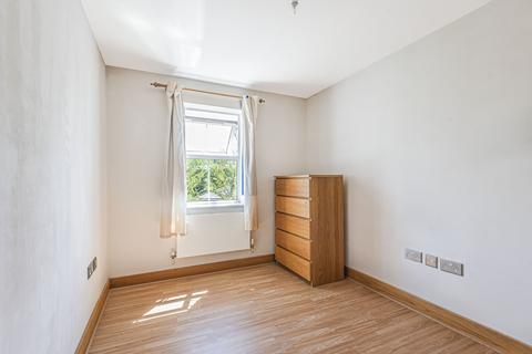 2 bedroom flat to rent, Elizabeth Court, Lower Kings Road, Kingston Upon Thames, KT2