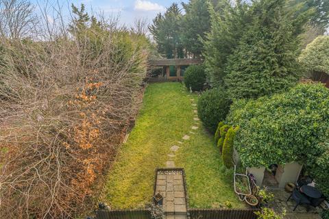 34 Ravensbury Road, Orpington, BR5 2NP