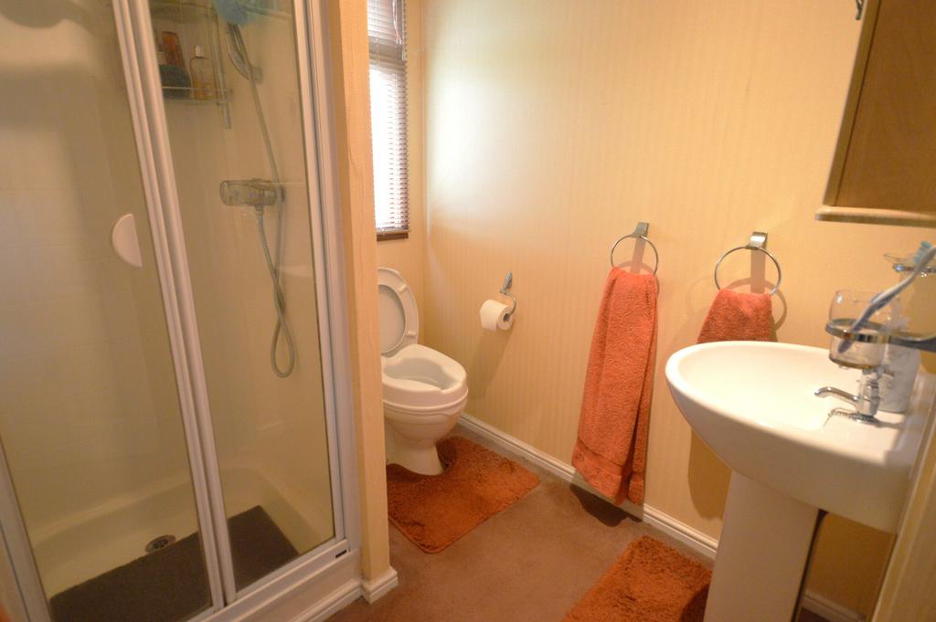 En suite .jpg