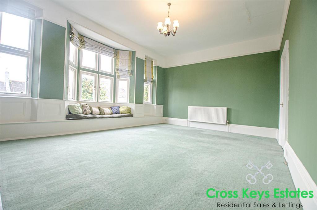 Sitting / Dining Room