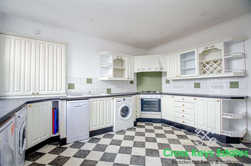 Kitchen / Breakfast Room