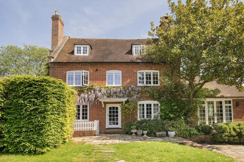 6 bedroom detached house for sale, Effingham Common Road, Effingham, Leatherhead, Surrey, KT24