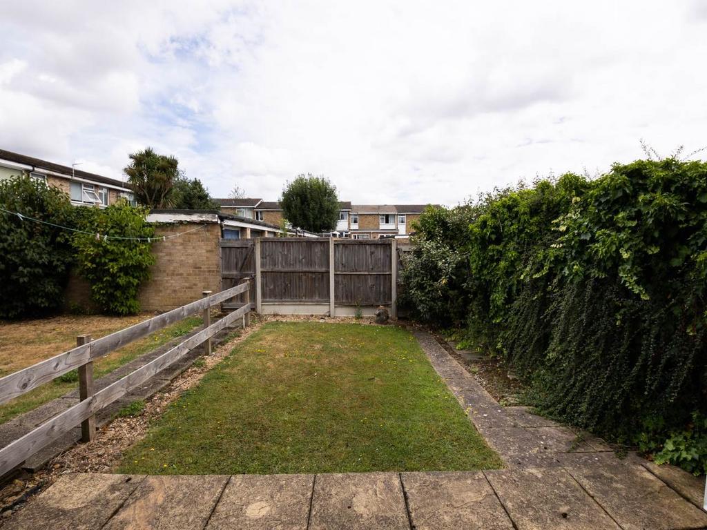 8 Ulcombe Gardens Ca