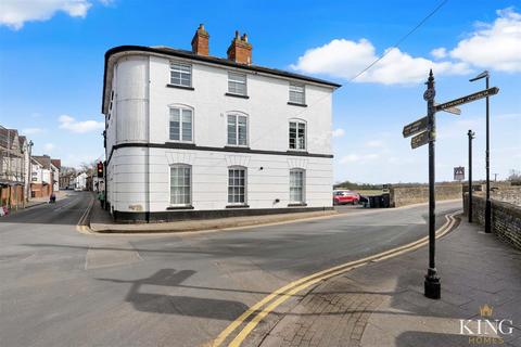Apartment 4, The Old Bridge Inn High Street, Bidford On Avon, Alcester, B50 4BG