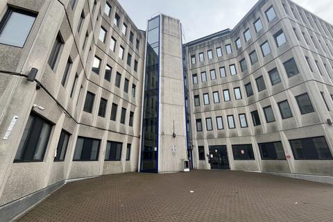 1 bedroom apartment to rent, Touthill Close, PETERBOROUGH PE1