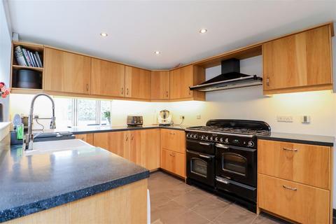 4 bedroom detached house for sale, Woodlands Way, Southwater, Horsham