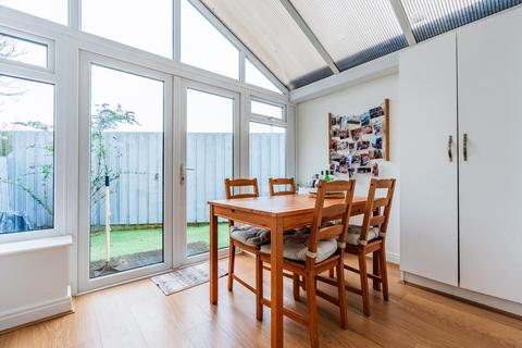 68 Dragonfly Close, Kingswood, Bristol, BS15 8JR