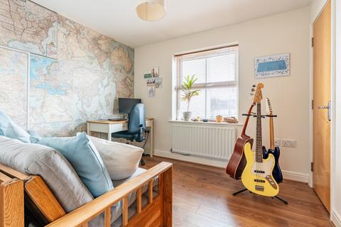 68 Dragonfly Close, Kingswood, Bristol, BS15 8JR