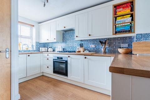 68 Dragonfly Close, Kingswood, Bristol, BS15 8JR