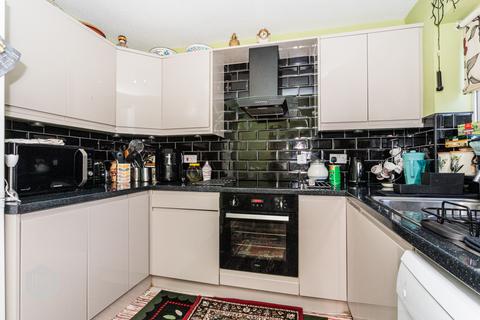16 Camberley Close, Tottington, Bury, BL8 3EA