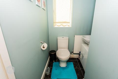 16 Camberley Close, Tottington, Bury, BL8 3EA