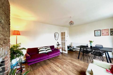 1 bedroom apartment to rent, Kings Grove, Peckham, London, SE15