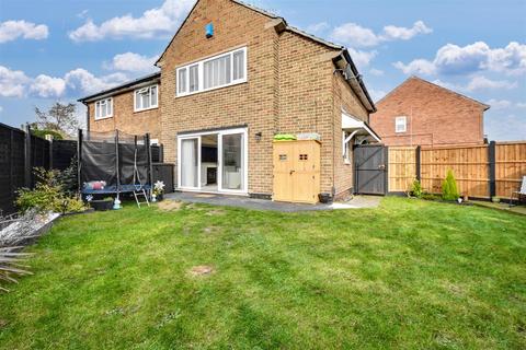 9 Broom Close, Calverton, Nottingham, NG14 6HE