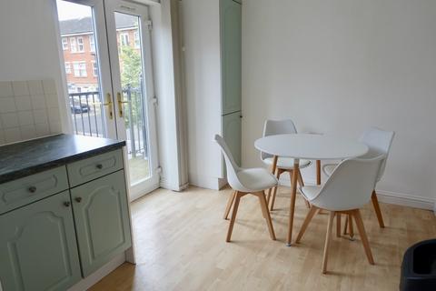 4 bedroom townhouse to rent, City Centre