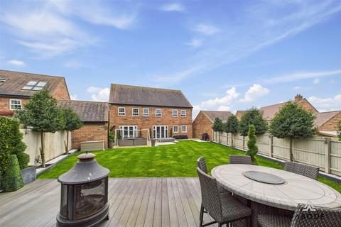 5 bedroom detached house for sale, Brick Kiln Road, Burton-On-Trent DE15