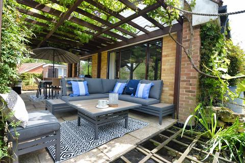 3 bedroom detached house for sale, SPENCER ROAD, RYDE