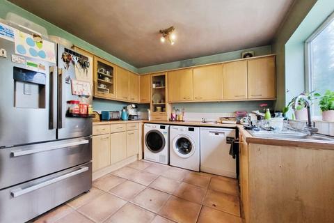 3 bedroom terraced house for sale, Broomfield Close, South Reddish, Stockport, SK5