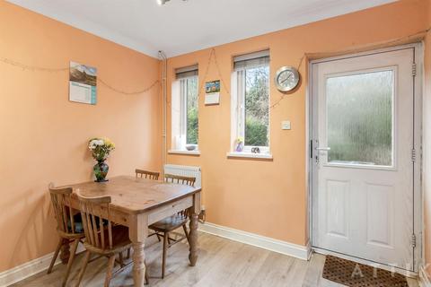 3 bedroom semi-detached house for sale, Coleburn Road, Norwich