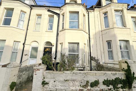 1 bedroom ground floor flat to rent, Cornwall Road, Bexhill On Sea, TN39