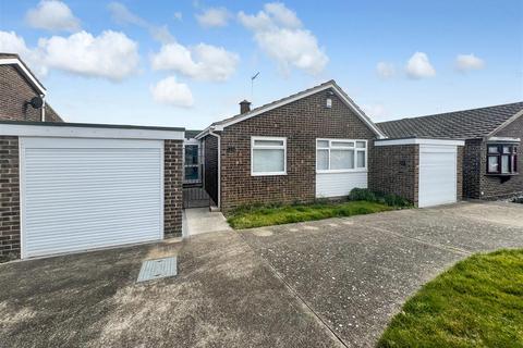 3 bedroom detached bungalow for sale, Garden Road, Walton On The Naze CO14