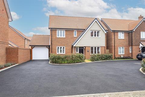 4 bedroom detached house for sale, Henry Thomas Close, Stoke Mandeville HP22