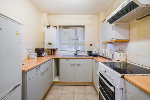 1 bedroom apartment for sale, Cedar Road, Sutton