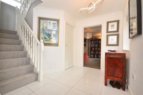 4 bedroom detached house for sale, BULLEN VILLAGE, RYDE