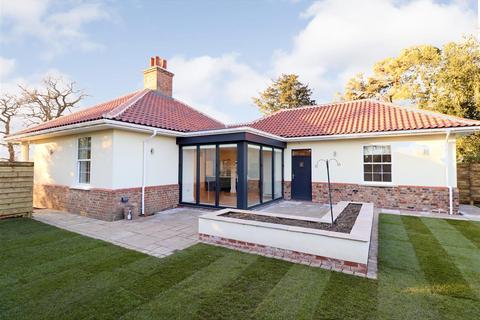 3 bedroom detached bungalow to rent, Roman Road, Stamford Bridge, York