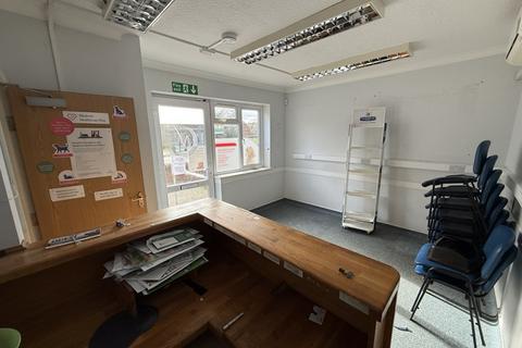 Retail property (high street) to rent, Bell Green Road, Coventry, West Midlands, CV6 7HD